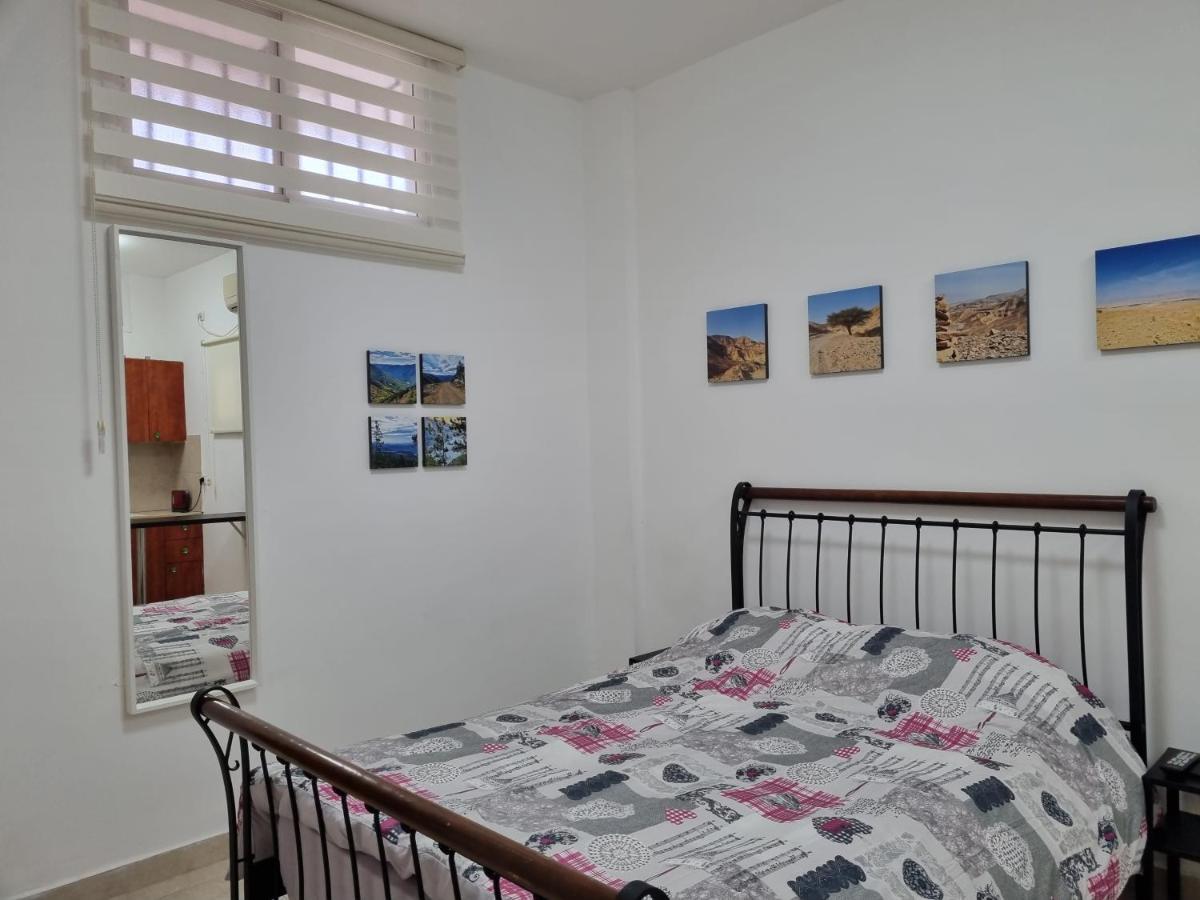 הבית באלרואי Appartamento Rishon Leziyyon Esterno foto