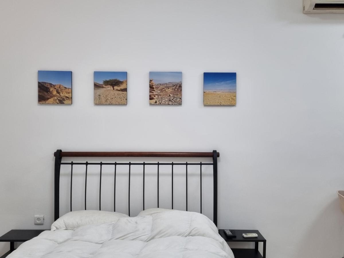 הבית באלרואי Appartamento Rishon Leziyyon Esterno foto